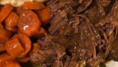 Pot Roast with Carrots, Mashed Potatoes, and Gravy
