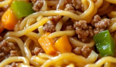Slow Cooker Savory Stir-Fried Noodles with Ground Beef and Vegetables