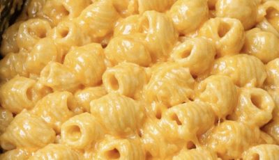 Slow Cooker 4-Ingredient Mac and Cheese