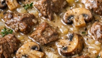 Slow Cooker 9-Ingredient Beef & Mushroom Gravy Stew