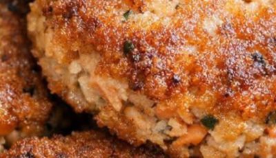Low Carb 3-Ingredient Salmon Patties: A Simple, Healthy Meal