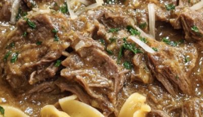 Slow Cooker Amish-Style Beef and Noodles
