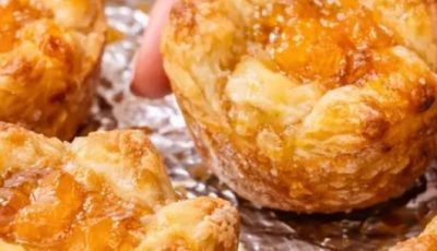 Apricot Cream Cheese Puff Pastry Bites