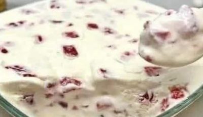 Strawberry Cream Dessert